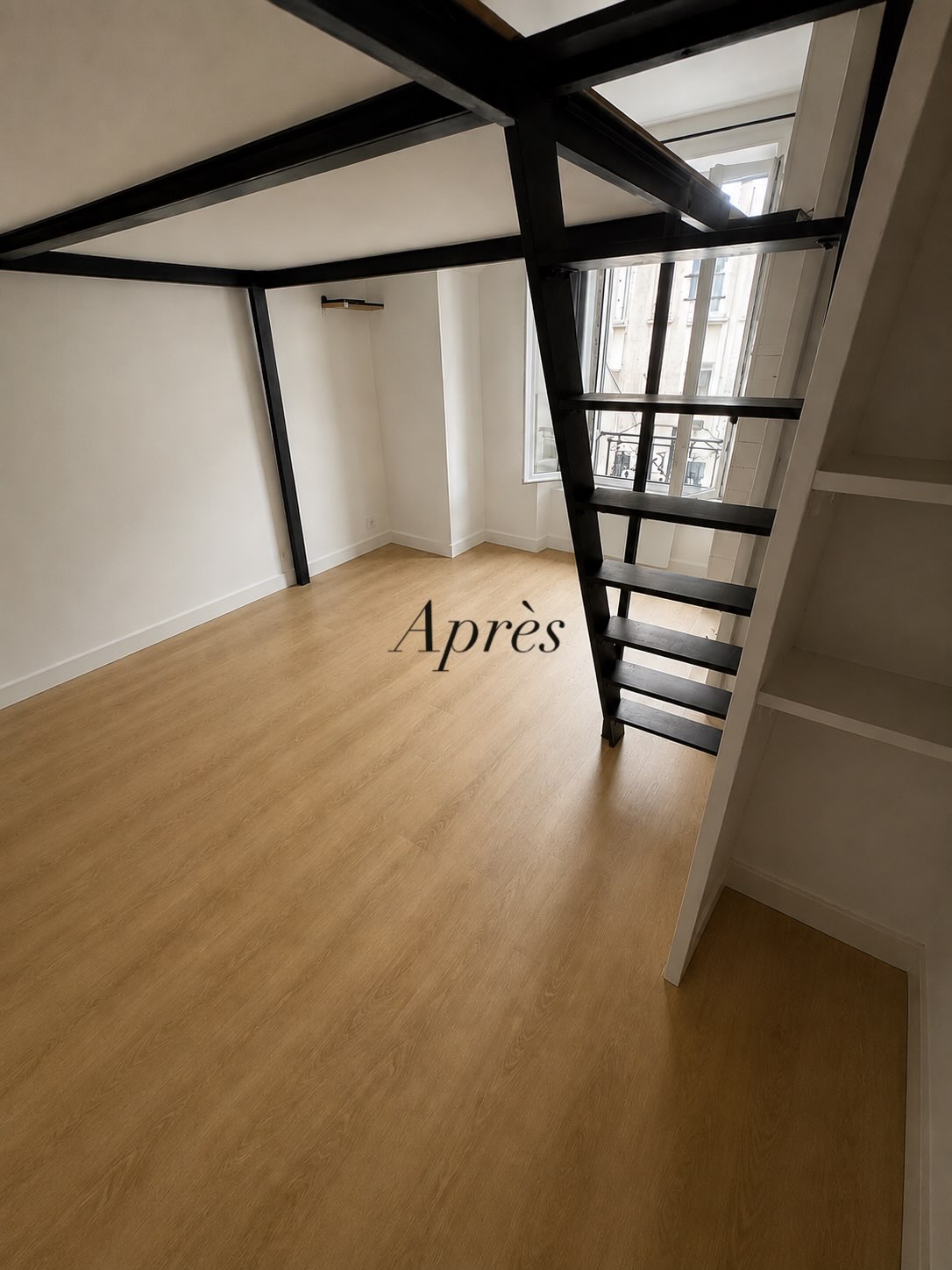 Rénovation studio avec sol PVC imitation bois (après travaux)